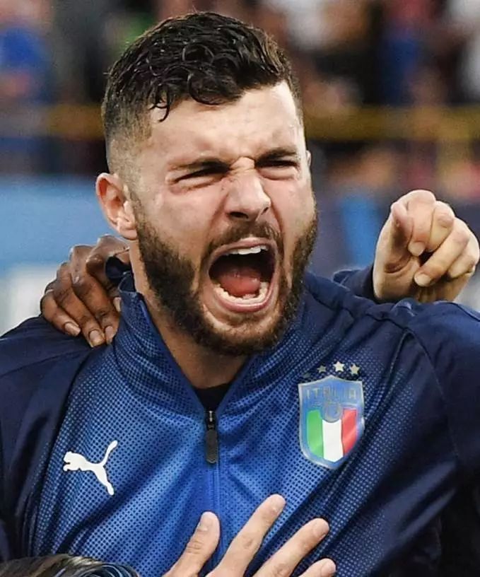 双方的表现 双方的表现