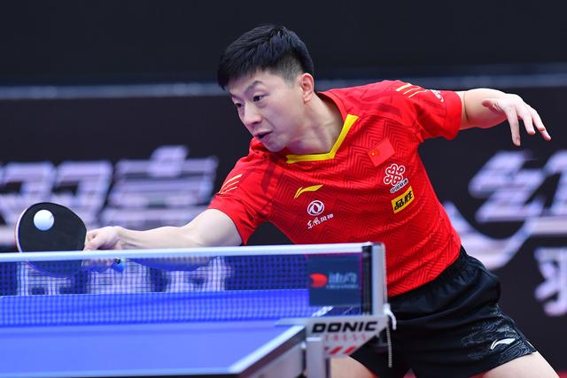 让我们拭目 让我们拭目